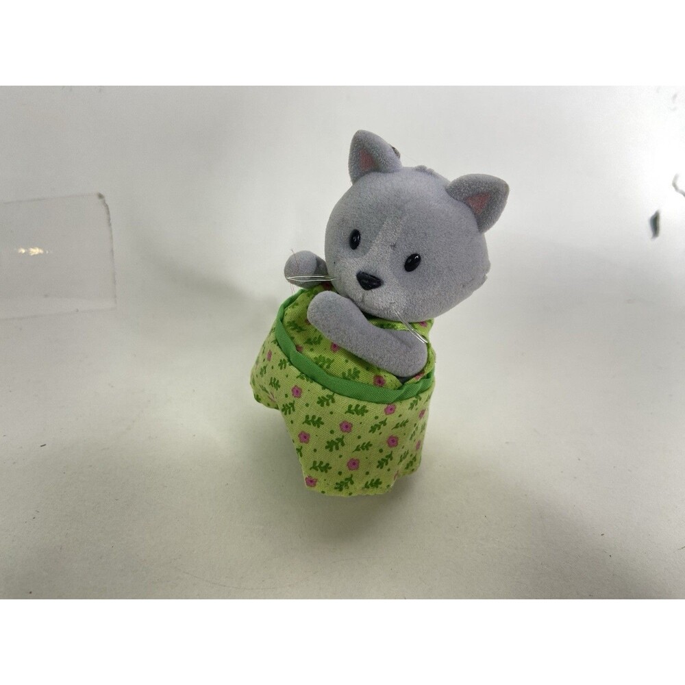 Lil Woodzeez Daintypaw Cat Family Gray Cat Figure with Green Dress